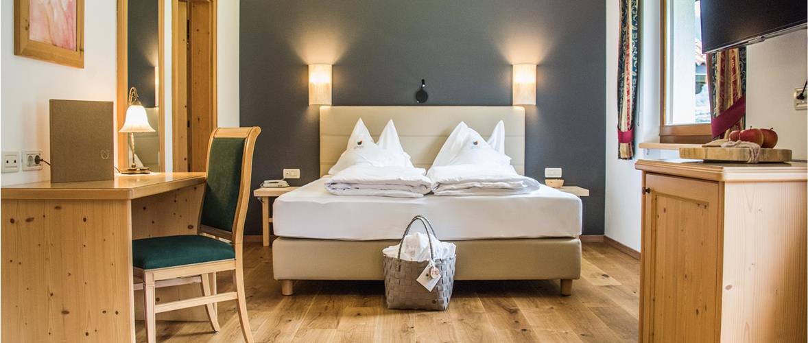 -rotwild-zimmer-2281