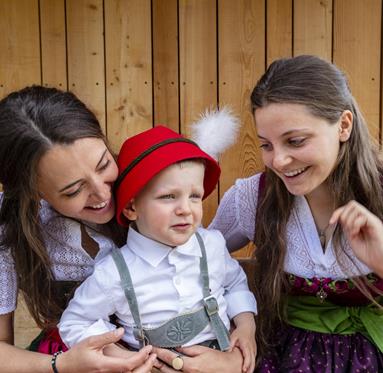 Mara, Barbara & Martin