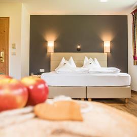 -rotwild-zimmer-2257