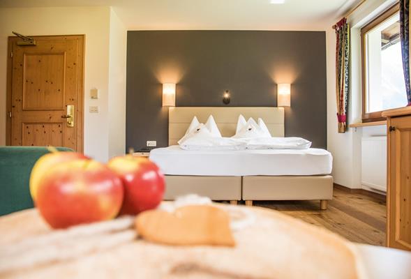 -rotwild-zimmer-2257