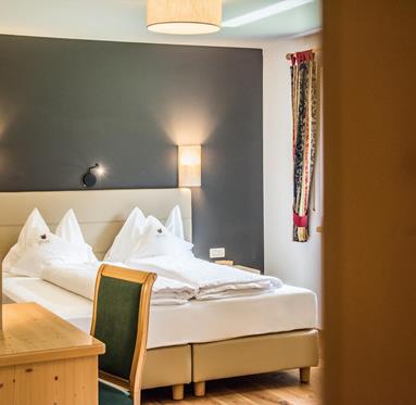 -rotwild-zimmer-2293